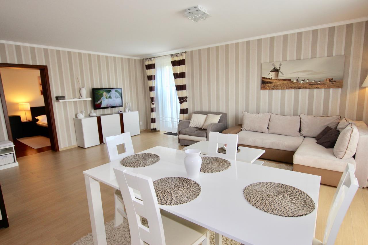 Apartamenty Bursztynowe Komnaty Дарлувко Екстер'єр фото